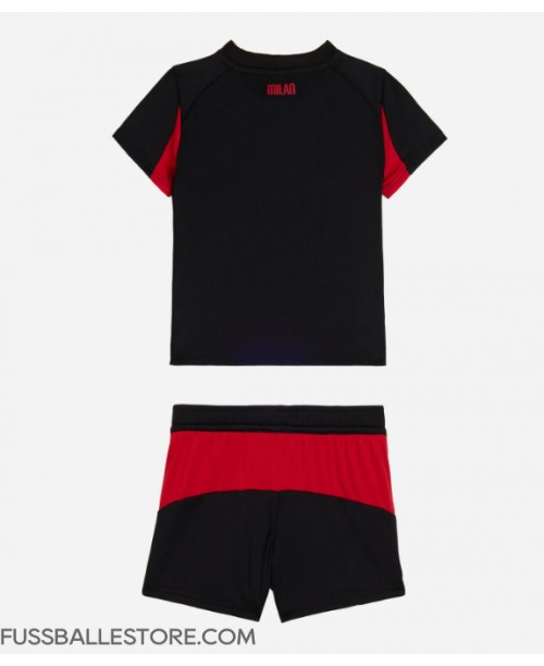 Günstige AC Milan Heimtrikotsatz Kinder 2025-26 Kurzarm (+ Kurze Hosen) Günstige AC Milan Heimtrikotsatz Kinder 2025-26 Kurzarm (+ Kurze Hosen)